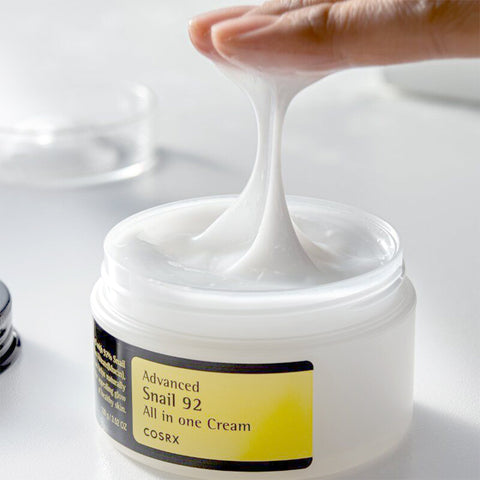 COSRX Advanced Snail 92 All In One Cream 100g – Hidratare intensă și reparare a pielii cu 92% extract de melc. Comandă de pe LOVU.md cu livrare rapidă în Moldova, produse originale din Coreea.