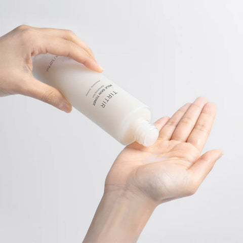 Toner vegan, hidratant cu niacinamide și ceramide TIRTIR Milk Skin pe Lovu.md