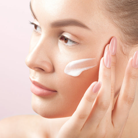 Успокаивающая эссенция с коллагеном VT COSMETICS – уход за кожей и сияние. Заказ на LOVU.md, доставка по Кишинёву и всей Молдове.