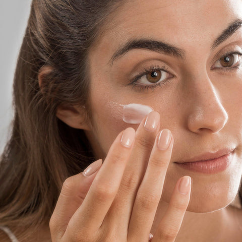 EASYDEW Barrier Repair Cream 50ml – cremă pentru bariera pielii. Cumpără K-Beauty Box pe LOVU.md